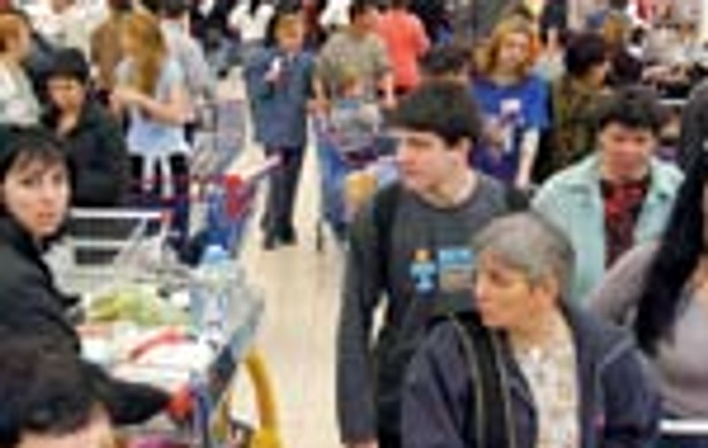 Romanii au cheltuit 90.000.000 de euro        