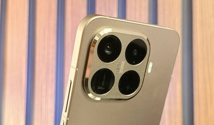 Xiaomi 15T Pro vine la pachet cu o cameră foto de top. Foto: Claudiu Râpan / Libertatea