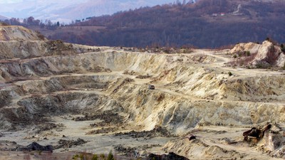 Cariera Carnic, de la Rosia Montana, vineri, 11 noiembrie.