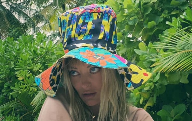 Delia și soțul ei, peripeții în Zanzibar. Artista le-a împărtășit fanilor experiența ei. „Tot felul de lucruri care vin să mă atace”