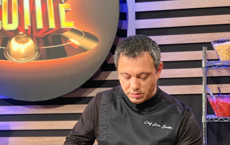 Chef Sorin Bontea face echipă cu familia sa în bucătărie | FOTO