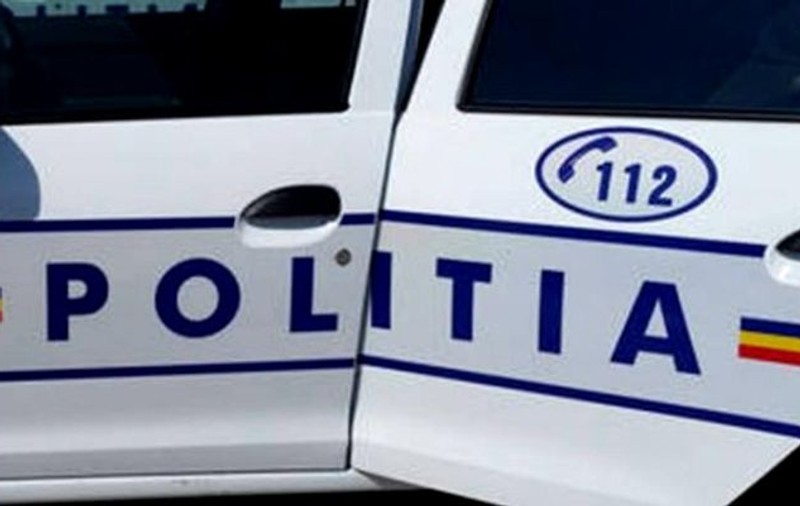 Accident cu mașina de poliție în Vrancea. Agentul aflat la volan va fi sancționat