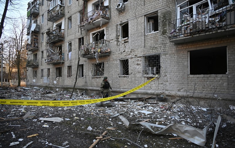 Război în Ucraina, ziua 763 | Harkov, atacat de ruși cu bombe ghidate, „de mare calibru”. Zelenski, inspecție pe tranșeele din est