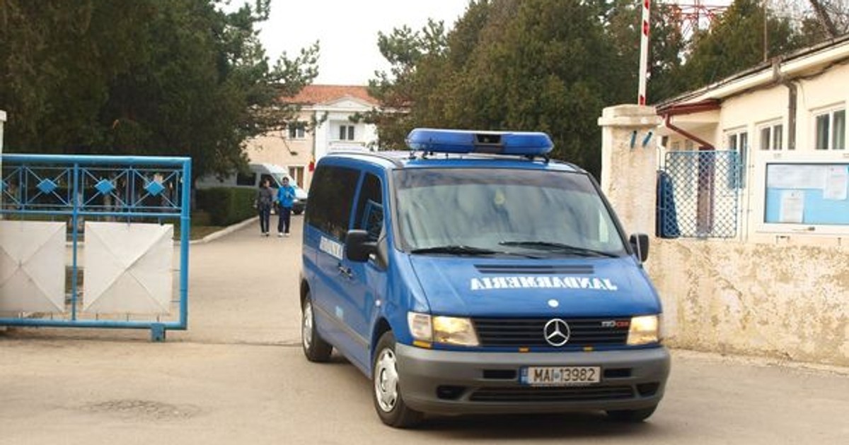 Spectator înjunghiat în Parcul IOR, la concertul trupei La Familia