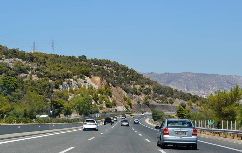 Un șofer din Serbia a rămas fără permis și a primit o amendă de 350 de euro la 5 minute după ce a ajuns în Thassos, după ce a făcut o greșeală comună