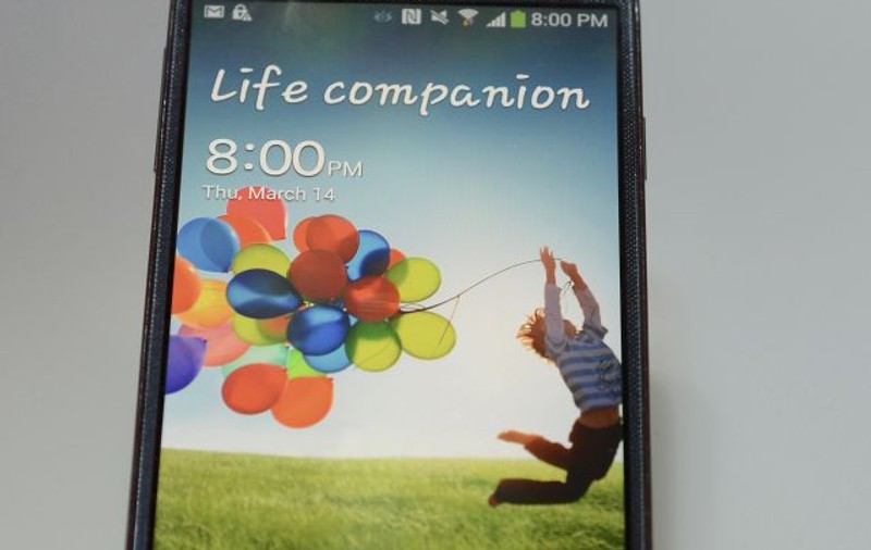 Află cât costă Samsung Galaxy S4 în România!