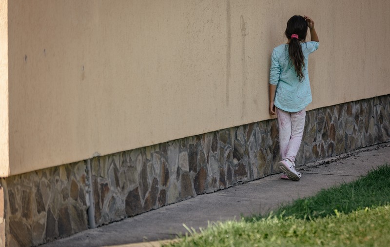Sindicatele din educație vor ca elevii să fie ținuți în detenție la școală sau să facă muncă în folosul comunității. „Doar o perdea de fum, ca să acopere scandalurile”