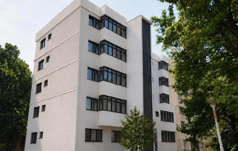 Bloc cu lift exterior