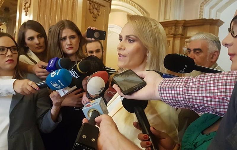 Gabriela Firea spune că liderii PSD din teritoriu i-au cerut să candideze la prezidenţiale: „Sunt  deschisă unor discuții”