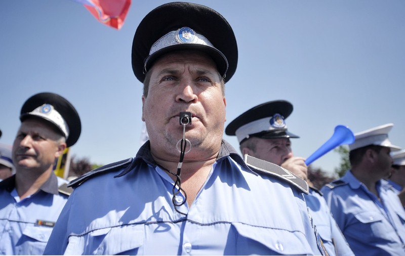 4.000 de posturi din Poliția Locală vor fi desființate, a anunțat ministrul dezvoltării