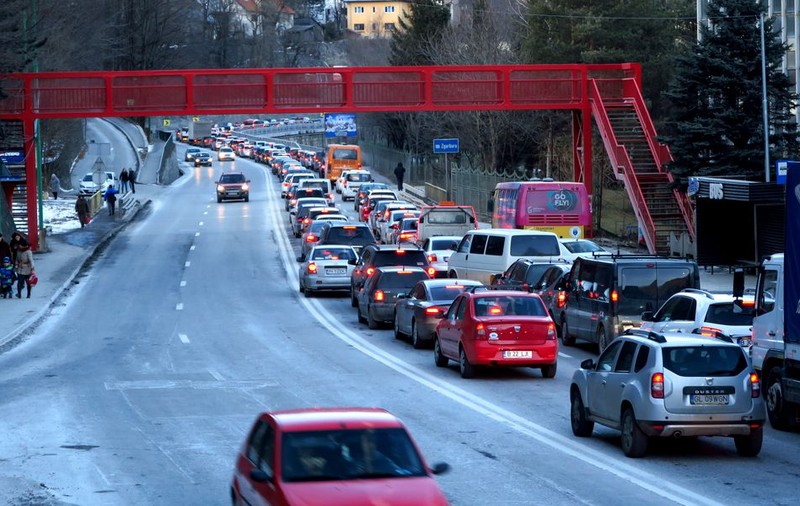 În august încep procedurile de atribuire pentru autostrada București-Comarnic-Brașov; Anunțul, făcut de Guvern