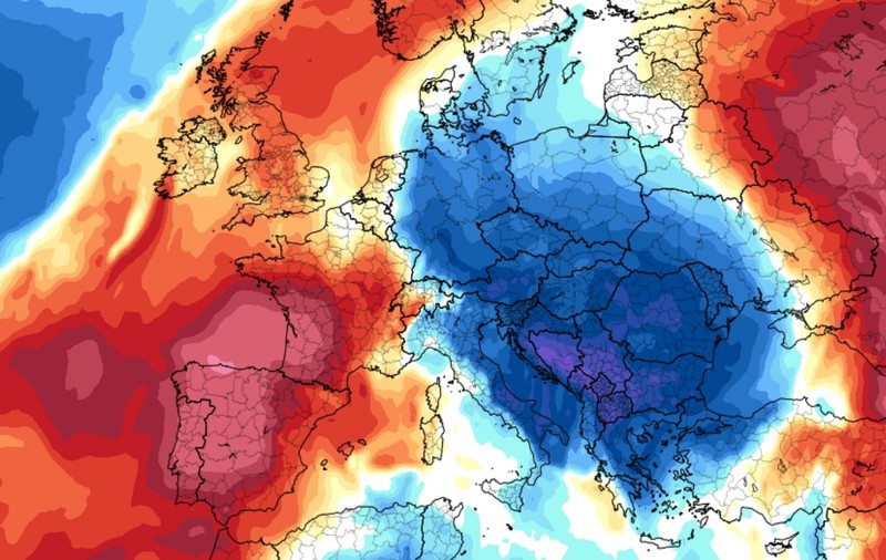 Hartă meteorologică a Europei cu distribuția temperaturilor, evidențiind o masă de aer rece reprezentată în nuanțe intense de albastru deasupra Europei Centrale și de Est.