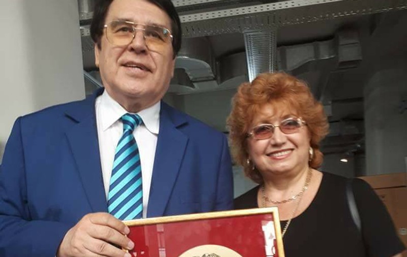 VIDEO EXCLUSIV/ Artiștii “Epocii de Aur” au venit să-l susțină pe Marius Țeicu! Compozitorul încearcă să-și revină după moartea fiicei sale