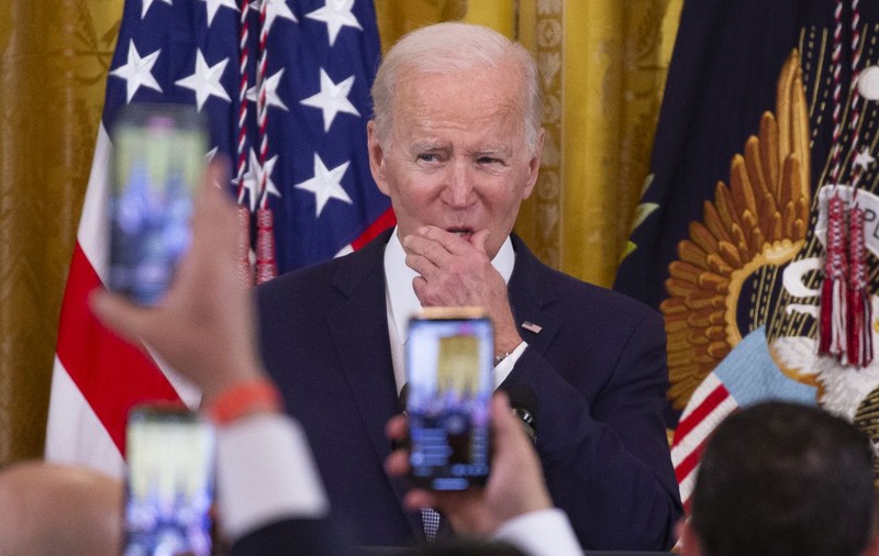 Biden este aproape de a pierde definitiv încrederea americanilor, cu șase luni înaintea alegerilor legislative. Principala problemă