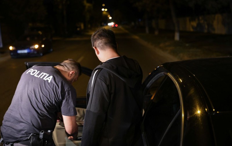 În Brașov, un mexican a fost prins când conducea fără să aibă permis auto