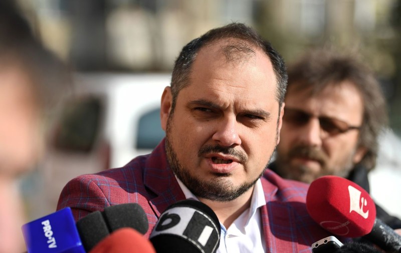 Cine este omul PSD care l-a înregistrat pe Nicușor Dan. În declarația de avere din 2017 avea o garsonieră, iar în 2020 și-a adus aminte de două terenuri!