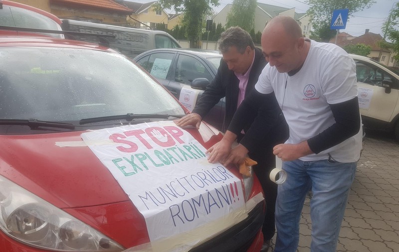 UPDATE / Greviștii de la Electrolux ajung, marți, la Pitești. Mai mulți muncitori au pornit azi spre Ambasada Suediei din București