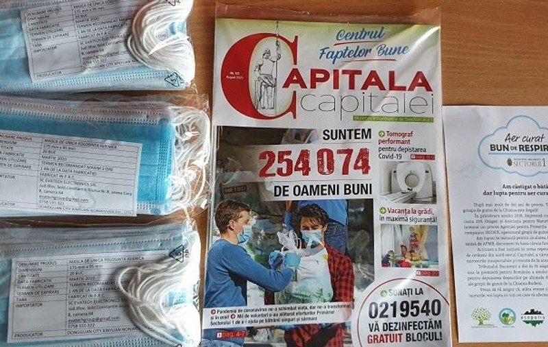 Primarul Sectorului 1, candidat la un nou mandat, distribuie măști sanitare împreună cu materiale de campanie