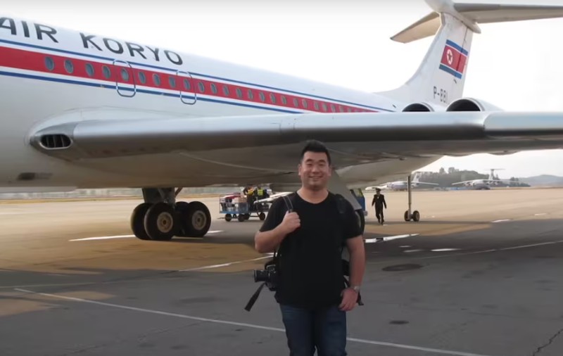 Filmări interzise de la bordul unui avion al companiei aeriene a liderului nord-coreean Kim Jong-un: „E ca și cum ai vizita un muzeu” | VIDEO