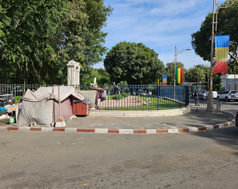 CORESPONDENȚĂ DIN SENEGAL. Ultima întâlnire a lui Klaus Iohannis cu un şef de stat în turneul african. Cine este Macky Sall, preşedintele care-i trimite la închisoare pe opozanți. Incidente cu trimisul Libertatea în Dakar