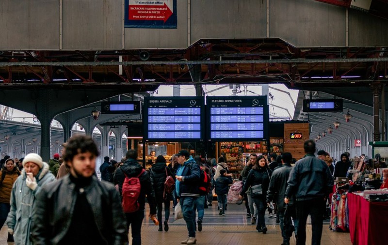 Panourile de informare din Gara de Nord din București, dar și camerele de supraveghere nu mai funcționează