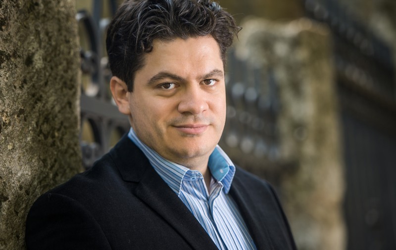 „Avem muzică rusă în program. Nu-l voi pedepsi pe Ceaikovski pentru deciziile lui Putin”. Interviu cu dirijorul Cristian Măcelaru, directorul artistic al Festivalului George Enescu 