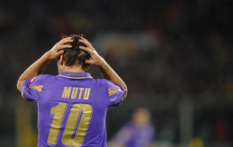 REMEMBER / 10 ani de la prăbuşirea financiară a starului Adrian Mutu! 