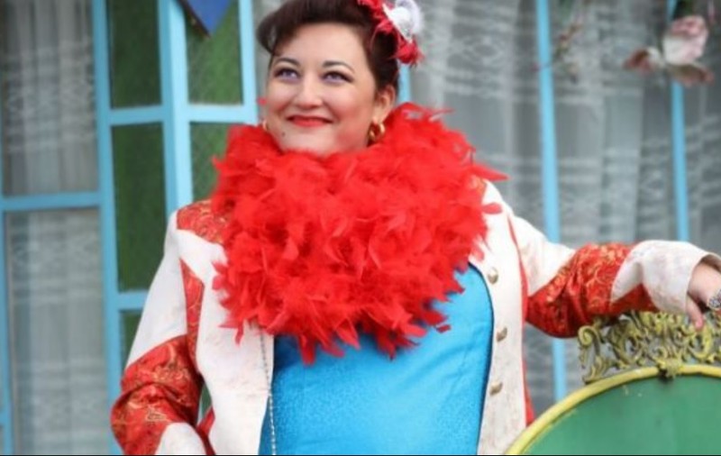 Ecaterina Ladin și-a luat casă în satul Fierbinți, unde e filmat serialul în care joacă rolul Dalidei. „Am văzut-o ca pe o oportunitate bună”