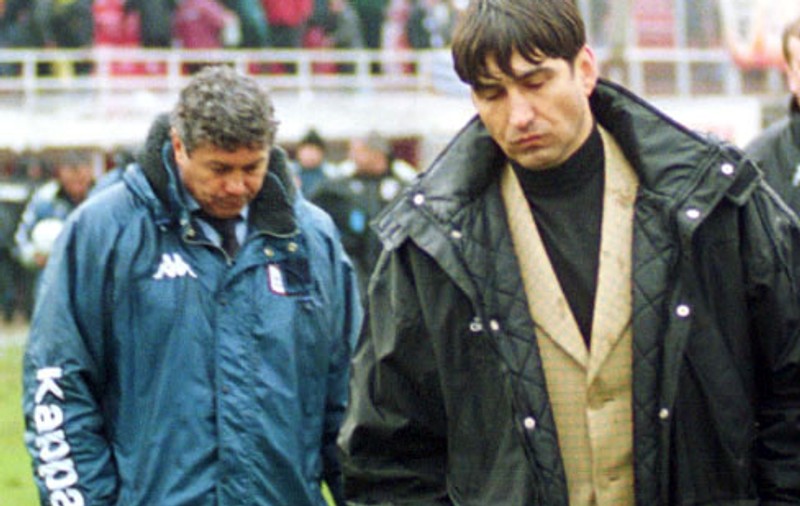 Păsările au dat buzna în cantonamentele lui Piţurcă şi Mircea Lucescu / FOTO