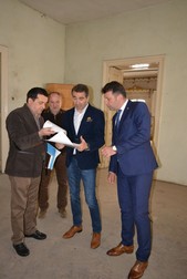 Ionel Arsene (mijloc dreapta) alături de proaspăt revenitul în septembrie în PSD, Lucian Micu (dreapta). Foto: Facebook/Lucian Micu