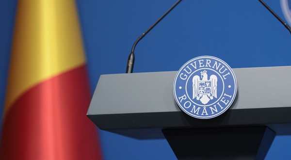Guvernul a decis, joi, să reducă dimensiunile Ministerului Economiei, Digitalizării, Antreprenoriatului şi Turismului prin desfiinţarea a 109 posturi vacante şi micşorarea numărului funcţiilor de conducere de la 80 la 48. Sursă foto Shutterstock