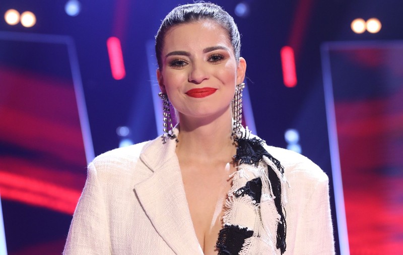 “Vocea” de la Dacia. Elena Bozian de la “Vocea României” lucrează la Uzina Mioveni! Care e legătura ei cu Adele