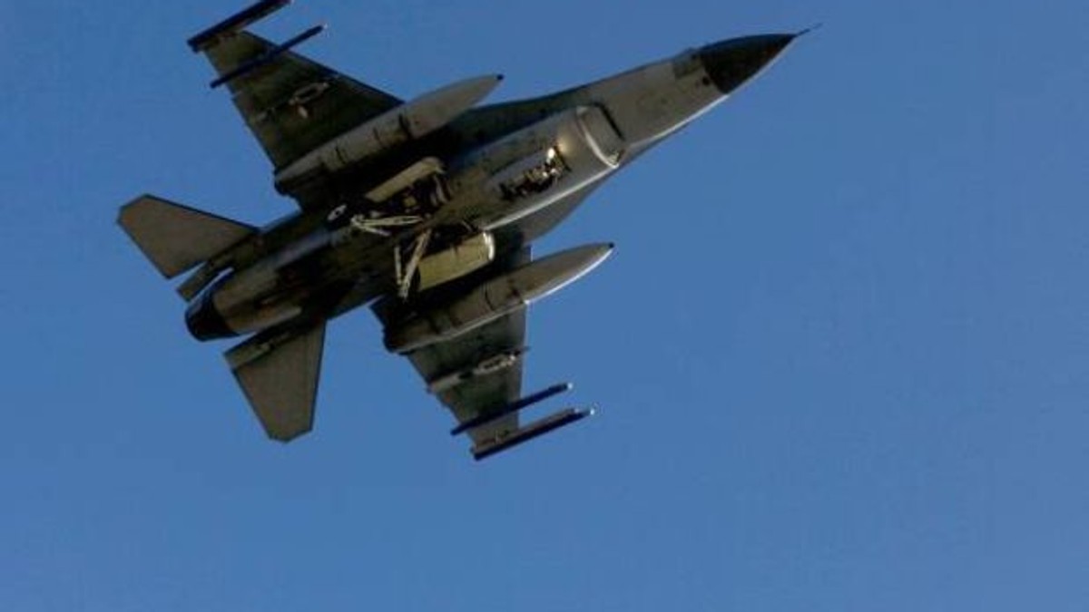 avion de luptă nigerian