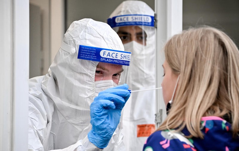 Număr fără precedent de infectări cu COVID-19 în Germania: peste 30.000 de cazuri noi în ultimele 24 de ore
