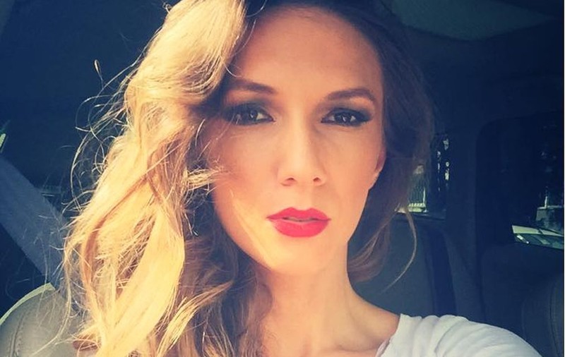 Adela Popescu, LACRIMI înainte de nuntă. Ce i se întâmplă