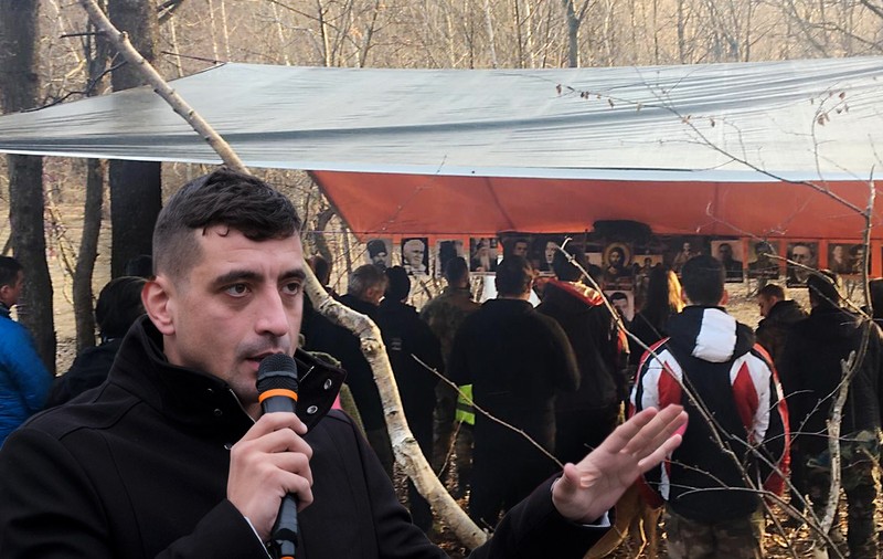 Legăturile AUR cu frățiile ortodoxe și neo-legionare. Rolul taberelor unde copiii sunt supuși propagandei
