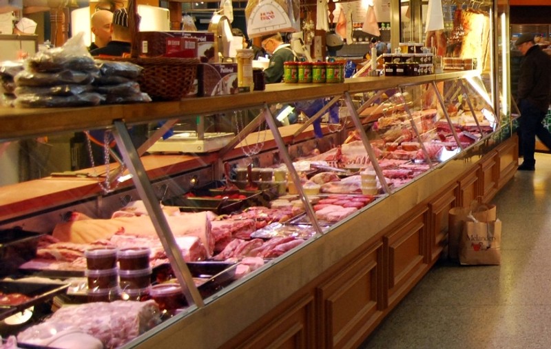 ALERTĂ în frigidere! Autorităţile recunosc: "Toţi MÂNCĂM alimente MODIFICATE GENETIC", chiar dacă n-avem habar de asta!