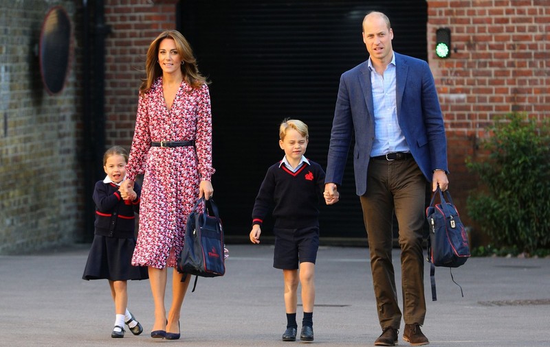 Prințul William și Kate Middleton, șocați după ce un profesor de la școala unde au studiat copiii lor a fost arestat pentru abuz sexual