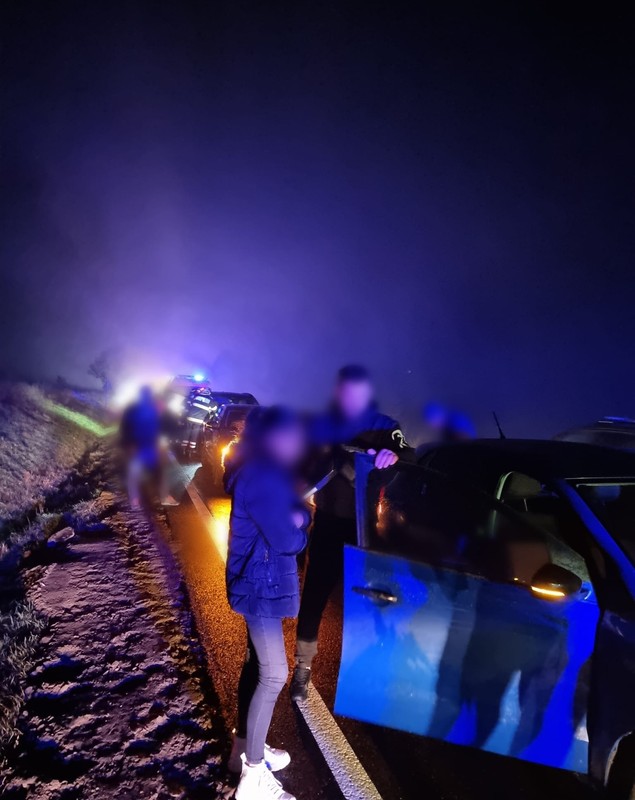 Accident în lanț cu 7 mașini în județul Suceava. Două persoane au fost rănite