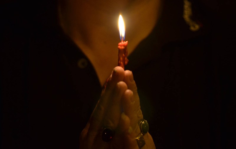 PAȘTE 2015 | Lumina Sfântă de la Ierusalim va fi adusă în România la ora 19