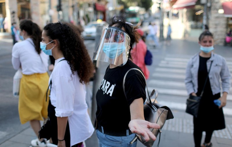 Situația pe cifre a evoluției pandemiei COVID-19 în luna august vs acum un an. Epidemiolog: „S-a creat un echilibru care va fi spart de varianta Delta”