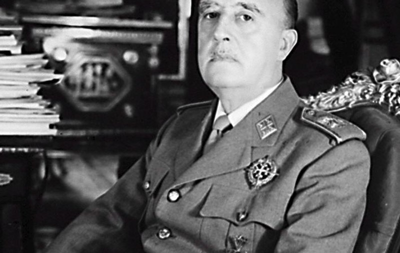 Dictatorul Francisco Franco avea un singur testicul