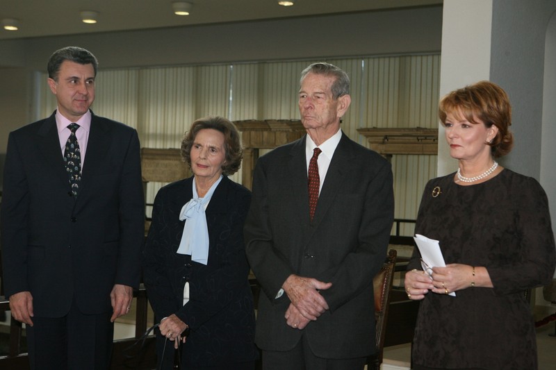 Regele Mihai al Romaniei, alături de Principesa Margareta, Regina Ana și Princepele Radu