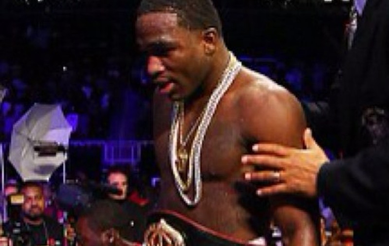 Americanul Adrien Broner a câștigat titlul mondial WBA la super-ușoară