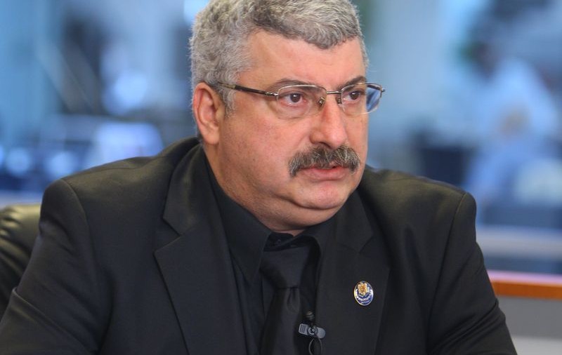 Prigoană s-a MUTAT cu AMANTA? DEZVĂLUIRI INCENDIARE făcute de o fostă angajată a politicianului!