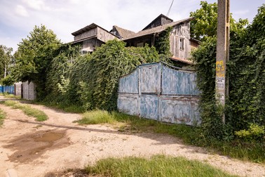 Casa unde fusese sechestrată Alexandra Măceșanu de Gheorghe Dincă. Foto: Eli Driu