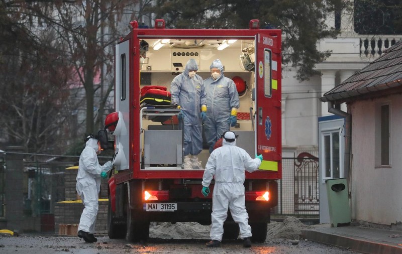 O femeie de aproape 102 ani din Alba, vaccinată, a învins coronavirusul