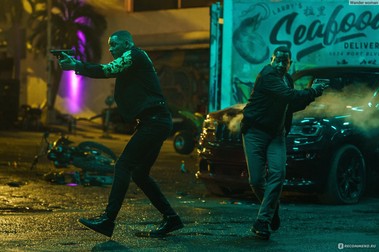 Mike și Marcus încă au muniție (și la propriu, și la figurat) / Foto: Sony Pictures Releasing