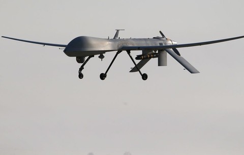 Locuitorii din Botoșani au primit sâmbătă după-amiază un mesaj RO-ALERT privind o posibilă incursiune de drone. Foto: Getty Images