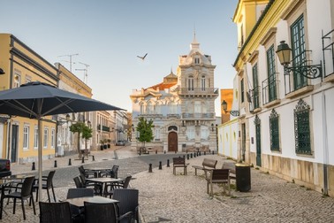 Frumoasa vilă Belmarco în centrul orașului Faro, Algarve, Portugalia Foto: Shutterstock.com